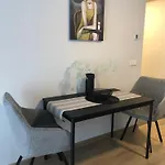 Luxurious In The Heart Of Old Town With Parking Lägenhet