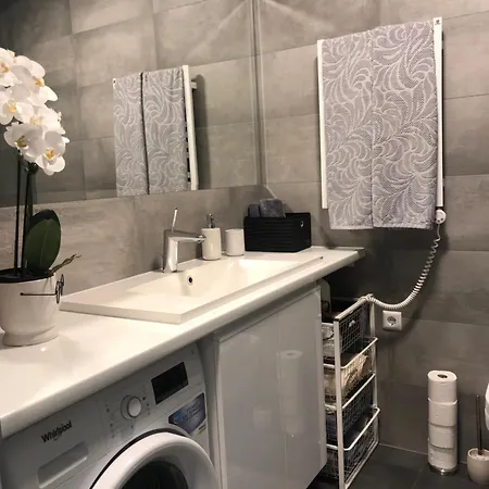 Luxurious In The Heart Of Old Town With Parking Apartment