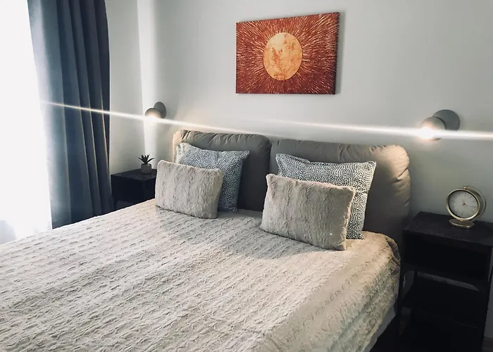 דירה Luxurious In The Heart Of Old Town With Parking